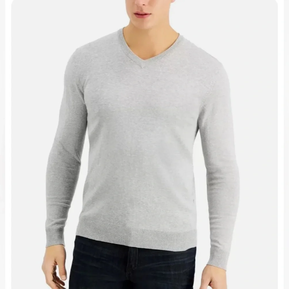 New Alfani Classic Vneck Sweater Grey Heather XL Macy’s Classic Fall